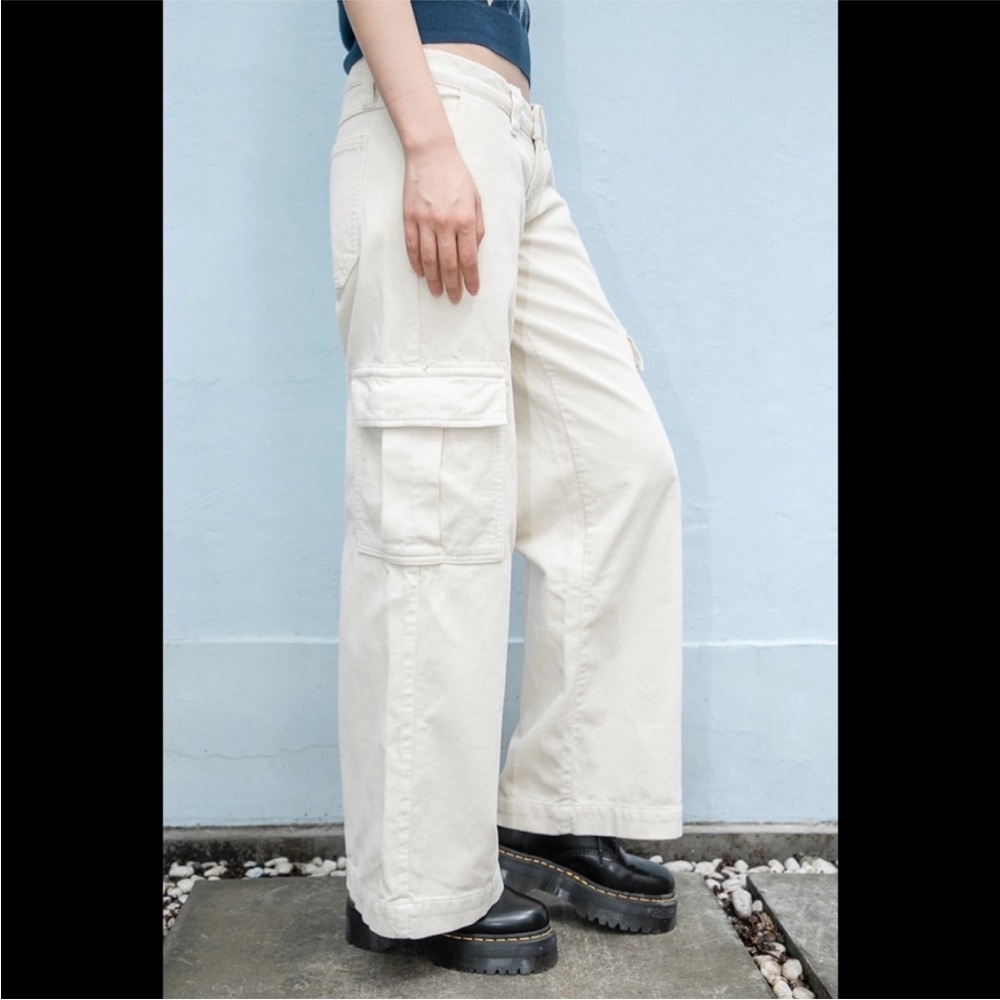 Brandy Melville john galt cream corduroy low rise cargo pants